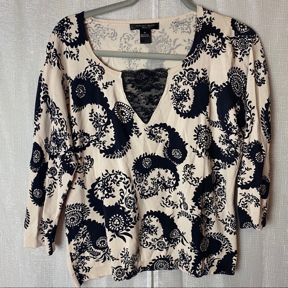 August Silk cream and black with lace ~XL - Picture 1 of 6